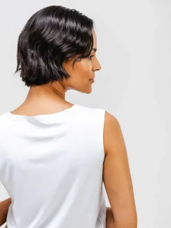 Women'S Ministry of Supply White Women'S Luxe Touch Tank